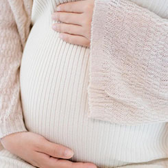 而大模型↘🐜俄罗斯代孕费用竞赛仍是😕一场极度烧钱🕜😖的游戏，xAI仍🇸🇰